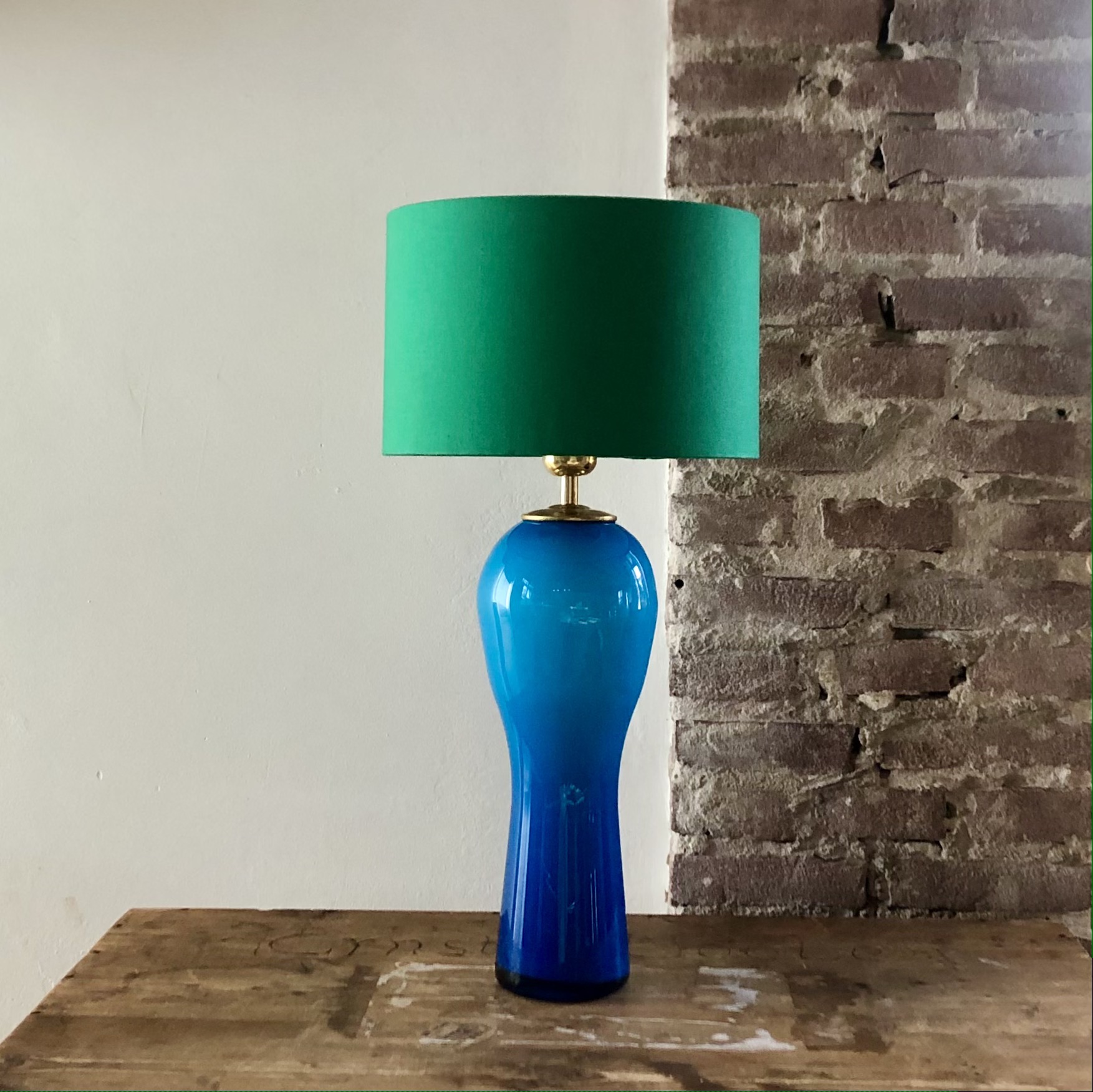 Grijpen Negen ik ben trots Tafellamp glazen vaas, blauw - Swan Market